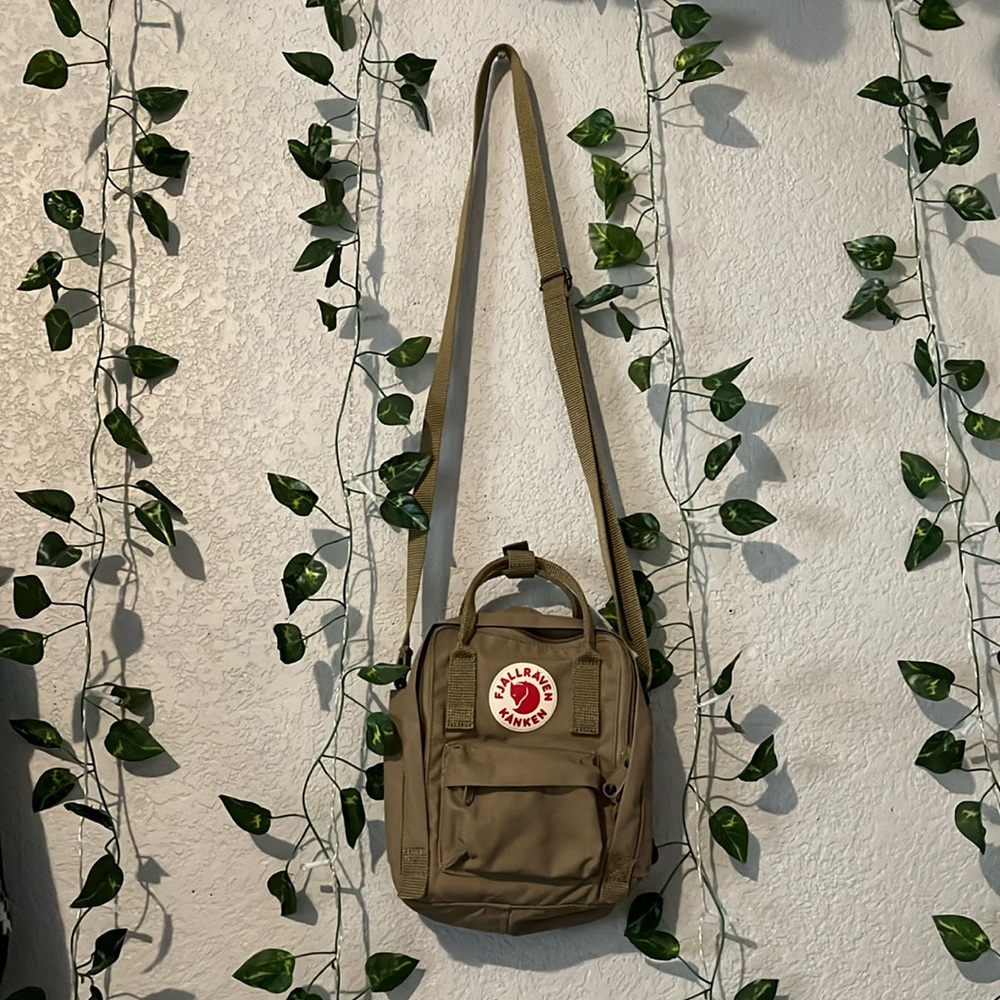 Fjallraven Kanken Sling Crossbody Bag
